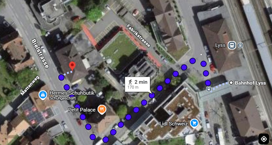 Kartenausschnitt mit dem Fussweg vom Bahnhof Lyss zur Bielstrasse 22, rund 170 Meter.